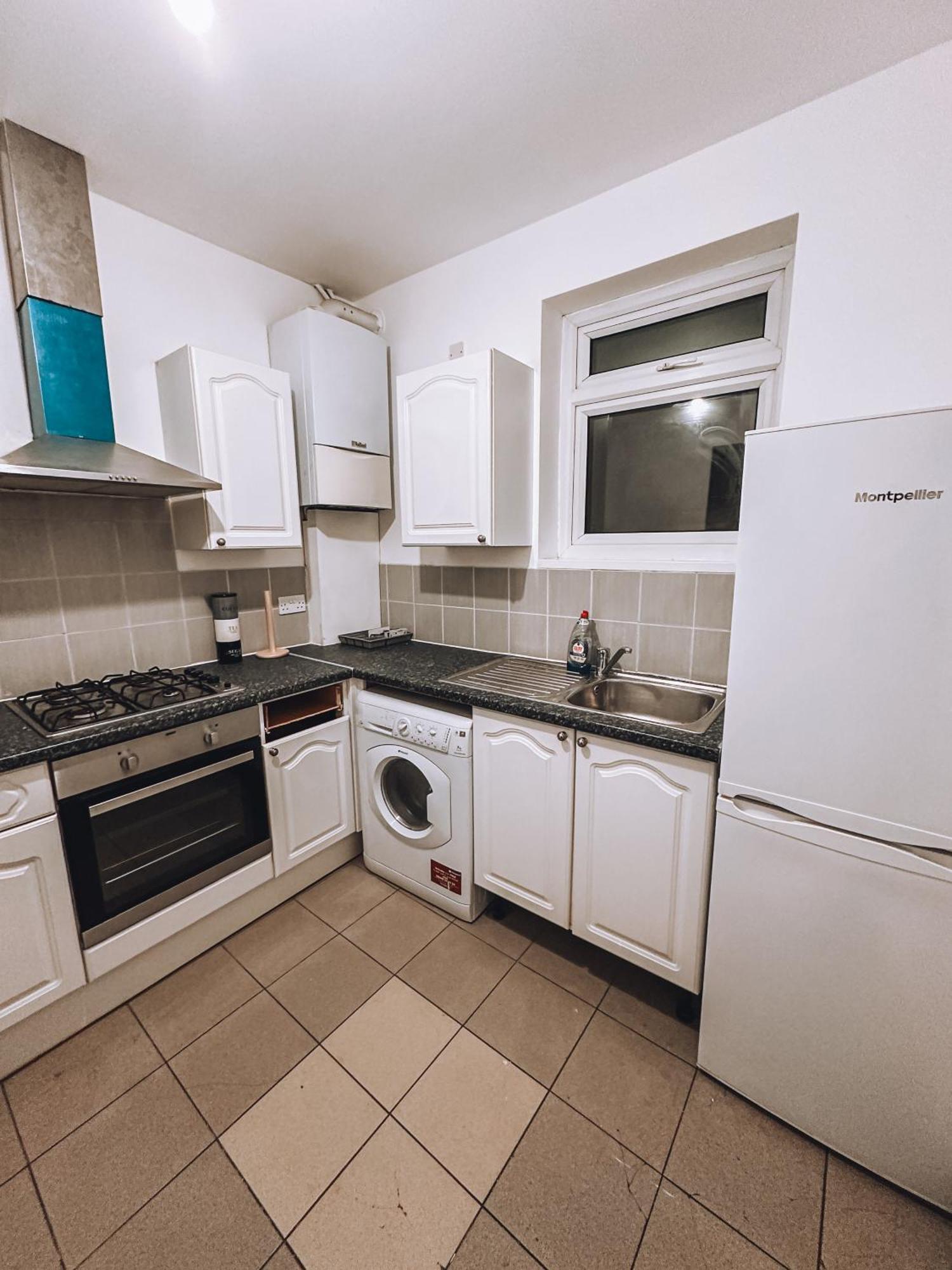 Spacious 3 Rooms In Tooting London Exterior photo